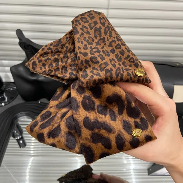 E4930 韩国豹纹13cm大抓夹发抓老风ins复古时髦少女抓夹鲨鱼夹