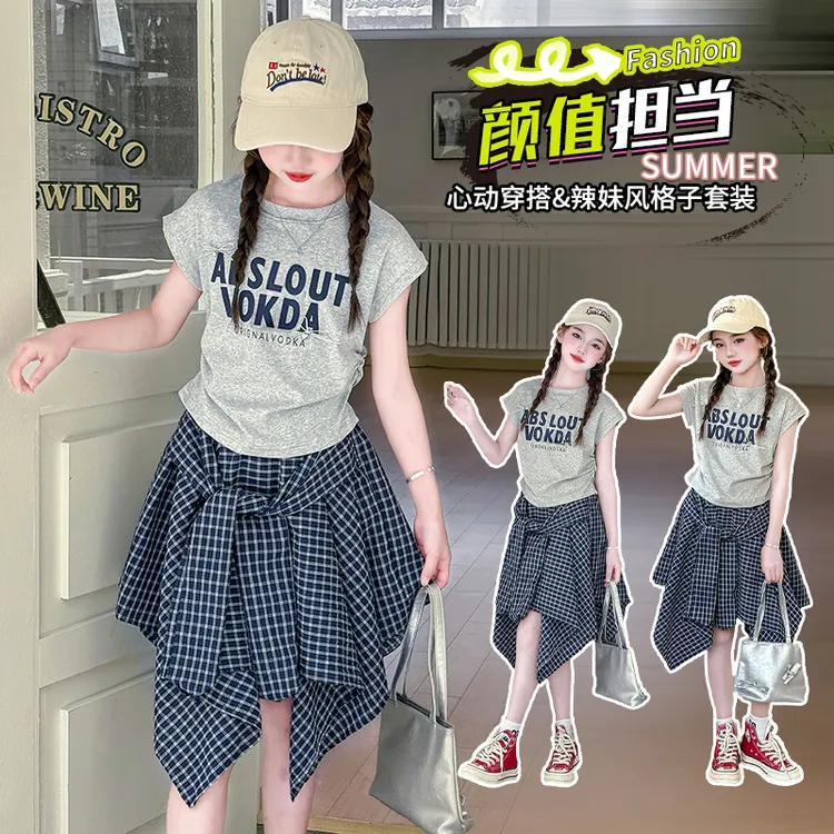 女童夏季套装2025夏款洋气女大童字母T恤不规则格子裙休闲两件套9