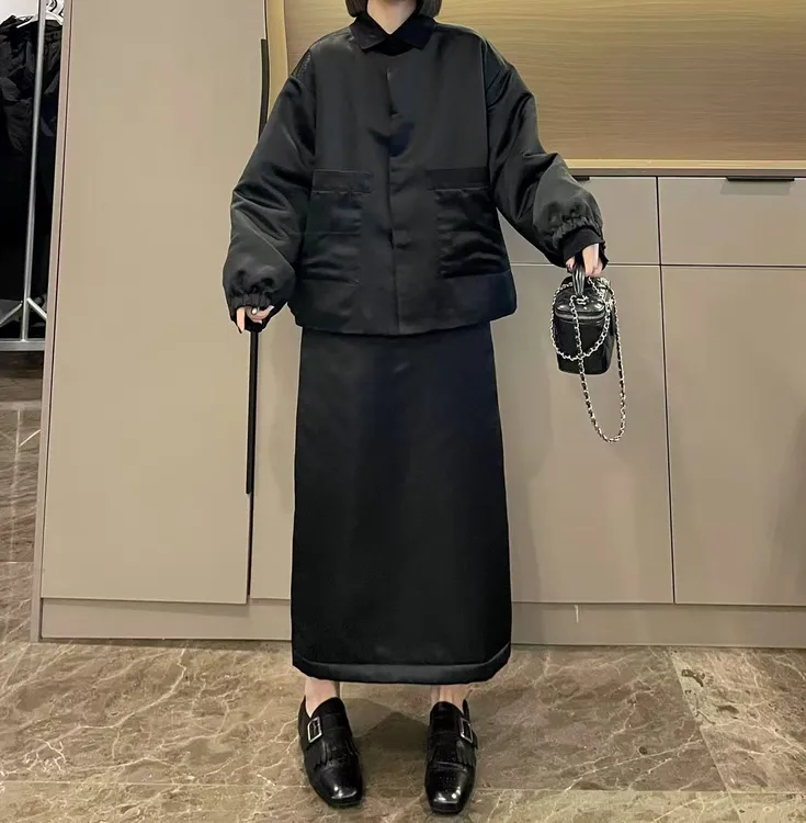 米可/MK-2999ZJ【缎面夹棉上衣+半身裙套装】时尚冬季新款两件套