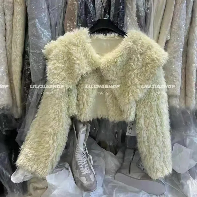 新品大翻领毛毛外套纯色通勤短外套时尚百搭