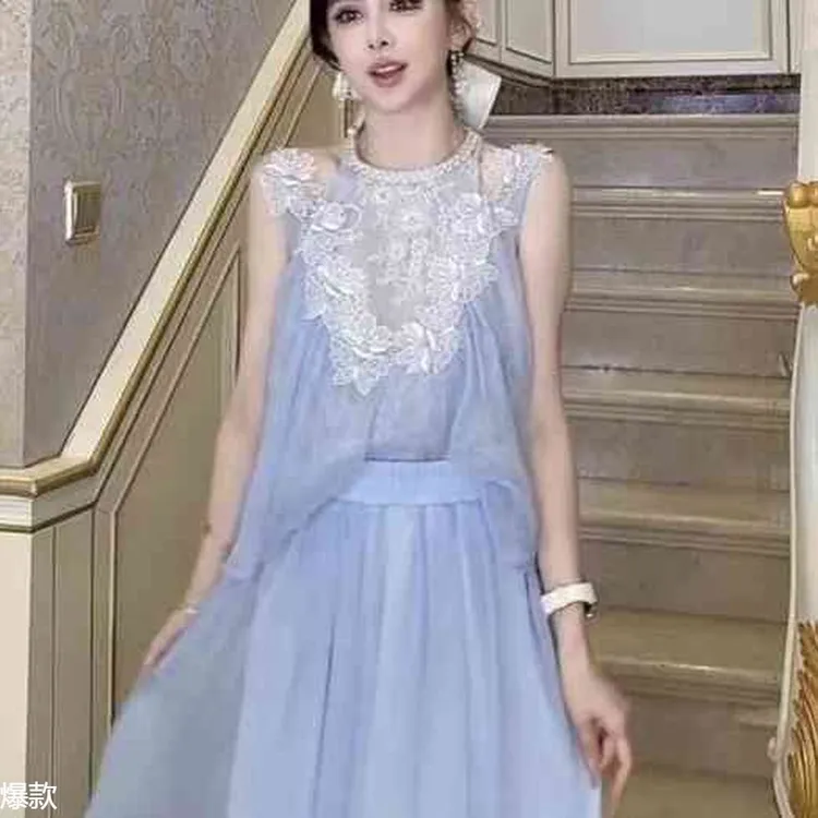 2025夏季网红新款时尚套装裙女超仙优雅重工蕾丝显瘦上衣+半身裙