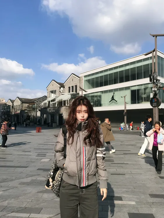 *尹千金*【英区留学生】韩系复古条纹休闲设计百搭立领棉服Y257544