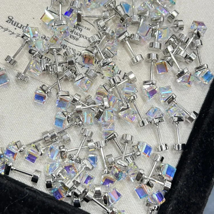 钛钢仿水晶耳饰 华子水立方超闪耳骨钉耳蜗钉外螺旋长6粗0.8杆