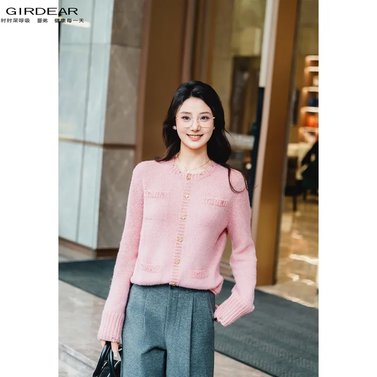 GIRDEAR/哥弟秋冬新款百搭时尚气质圆领针织衫长袖纯色简约148044