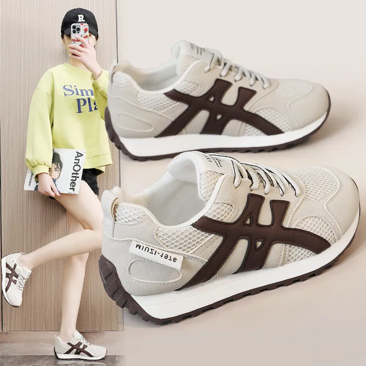 小白鞋女2025夏季新款阿甘鞋学生跑步运动休闲百搭平底轻便德训鞋
