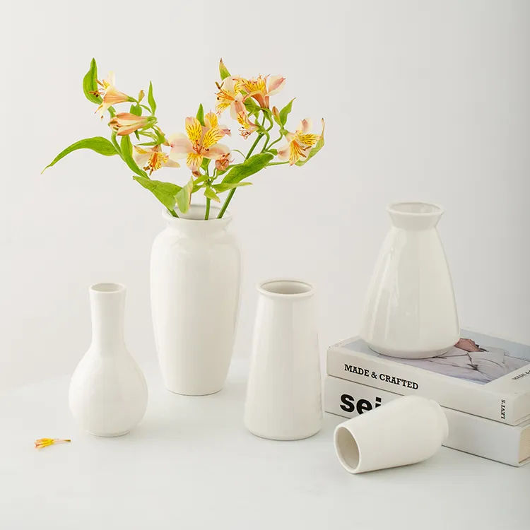 宿雨简约白色陶瓷小花瓶客厅轻奢高级感装饰餐桌水培鲜花插花摆件