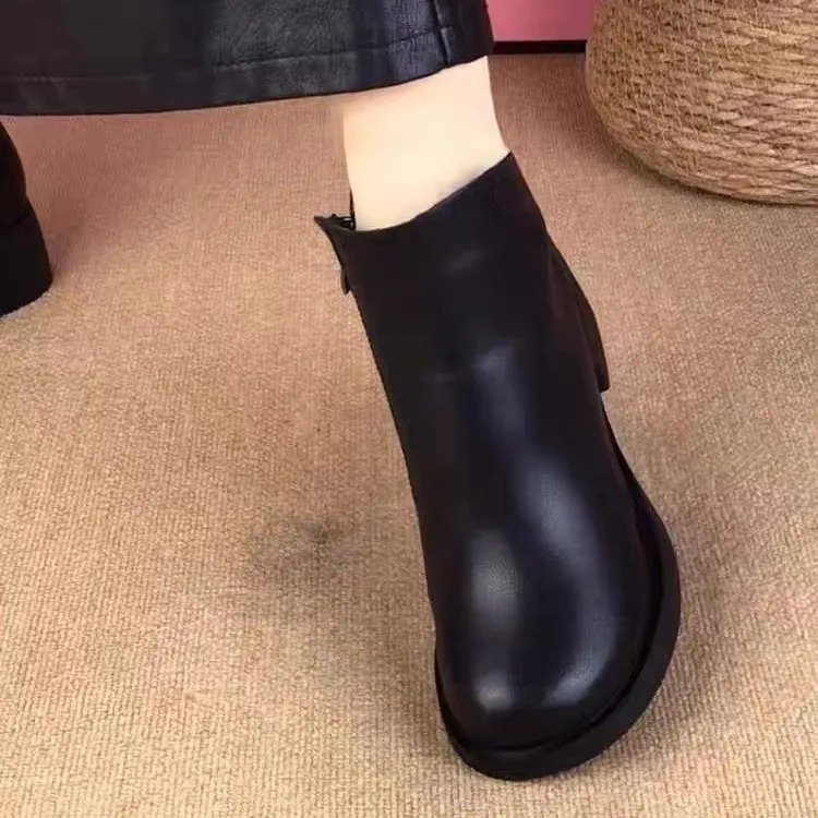 《专柜正品》真皮马丁靴女秋冬加绒保暖中跟短靴舒适软底防滑妈妈鞋