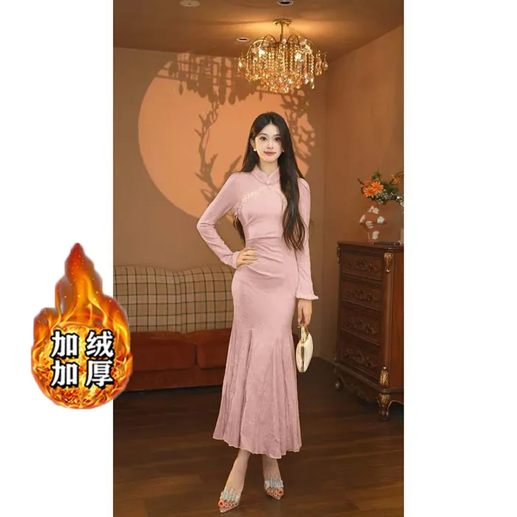 【刘伊朵】【加绒加厚】2025新中式气质连衣裙2025秋冬收腰裙子D4143