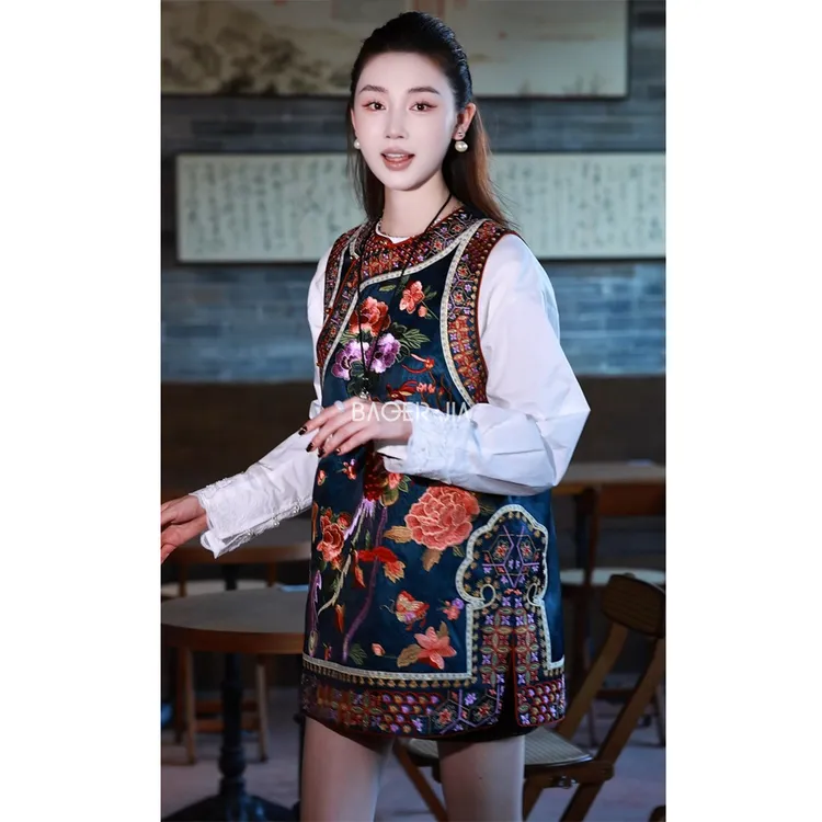 28-【凤舞九天】宝儿家含幂BE69225412高定手工刺绣醋酸钉珠马甲裙