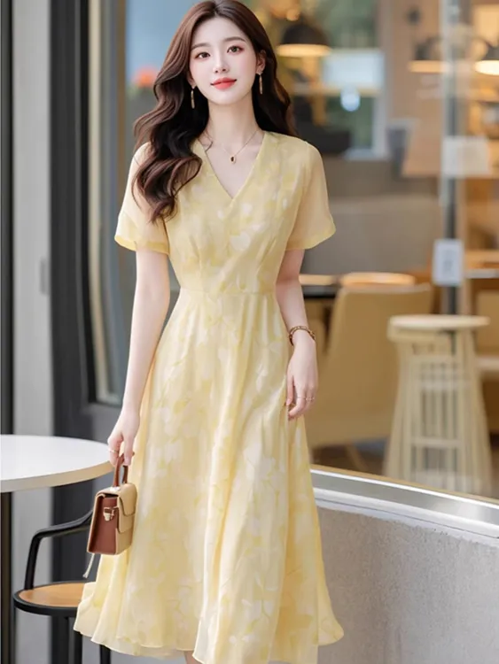 法式气质高端女神范高级感黄色印花短袖连衣裙女2025夏季新款裙子