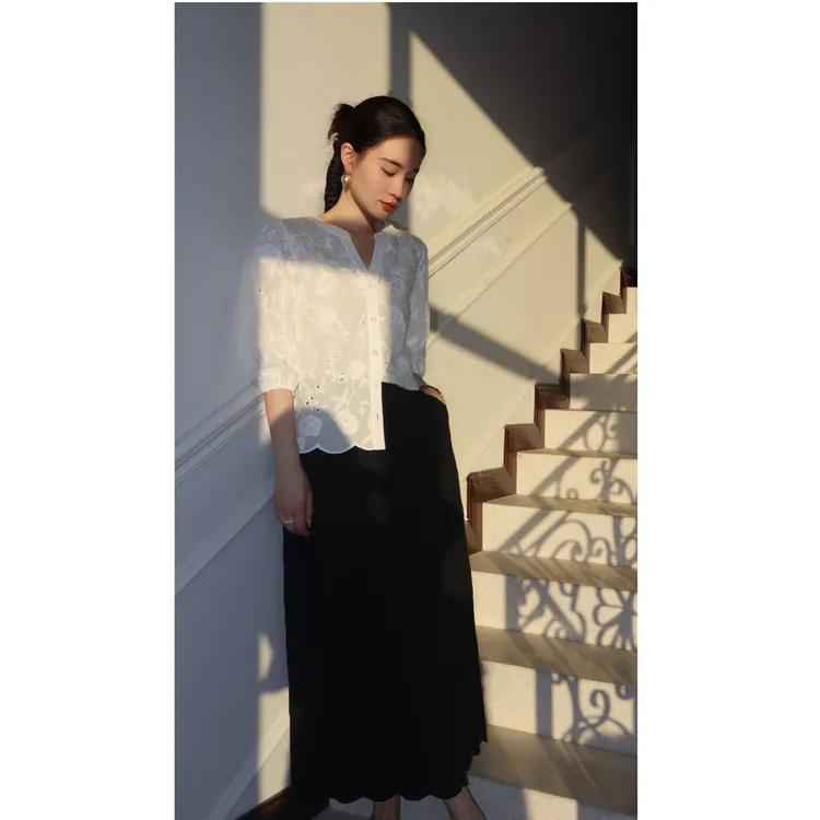 HELA AOMI“白槿”V领小尖领七分袖衬衫松紧腰半裙套装CY5BC99432