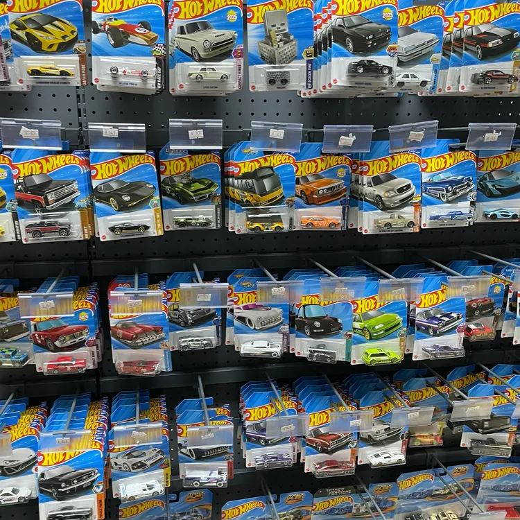 10月20日风火轮小车模型（两件包邮）