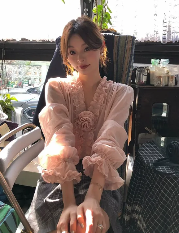 2025新款玫瑰花重工刺绣玫瑰花衬衣木耳边衬衫气质百搭设计感上衣