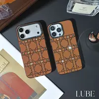 【棕腾格纹】歪歪高定套啤手工钻壳适用于苹果17pm/16pm/15pm