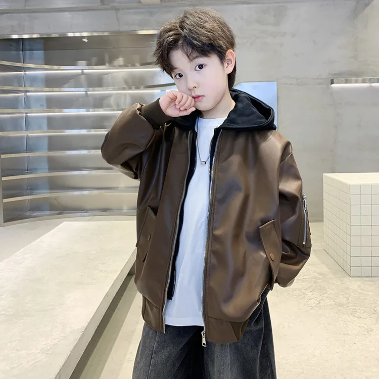 男童春秋款假两件皮衣外套2025新款中大童男孩帅气连帽时髦帅气潮