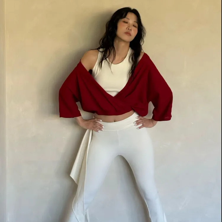 kokoyaya瑜伽服罩衫2025新款女秋红色上衣中袖运动亚麻健身衣宽松