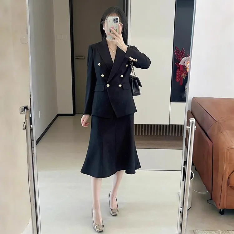 大码女装通勤面试黑色西装套装胖mm职业西服外套鱼尾半身裙两件套