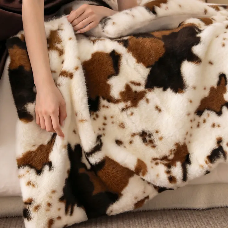 2025秋冬新款狐狸毛盖毯小毯子皮草毯沙发毯休闲毯卧室毯披肩毯