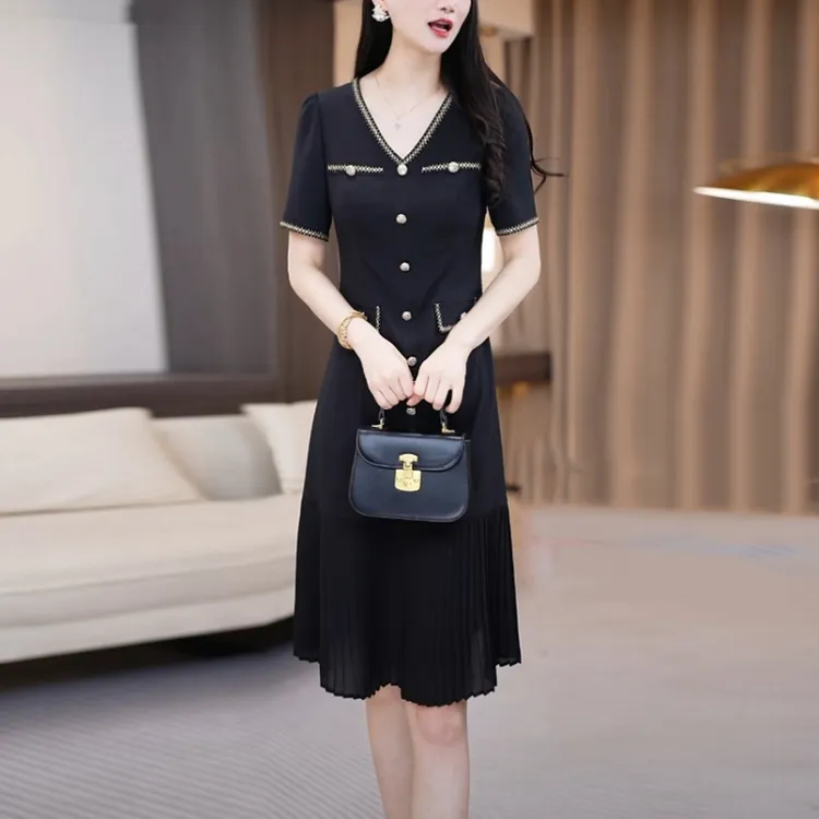 柔感精纺名媛轻奢女装2025夏季新款洋气质显瘦小香风短袖连衣裙子