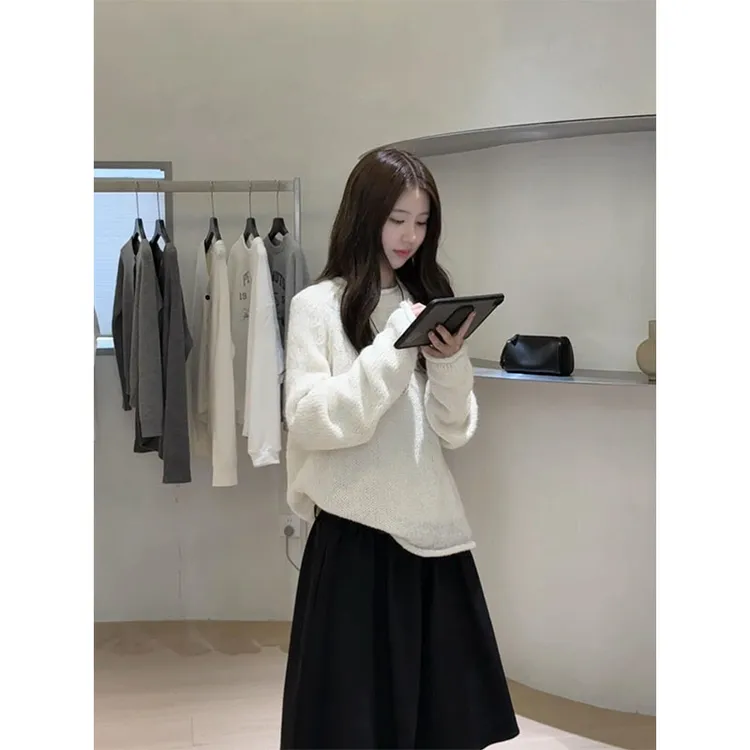 MARIE.COCO秋季新款温柔风软糯圆领毛衣针织衫高腰A字半身裙套装