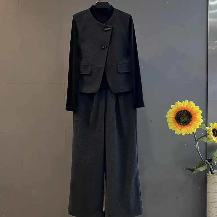 秋季新款高级感时尚气质灰色马甲搭配打底阔腿裤韩系小香风套装