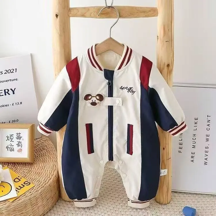 婴儿衣服春秋男宝宝连体衣服外套超萌卡通冲锋衣双层哈衣外出爬服