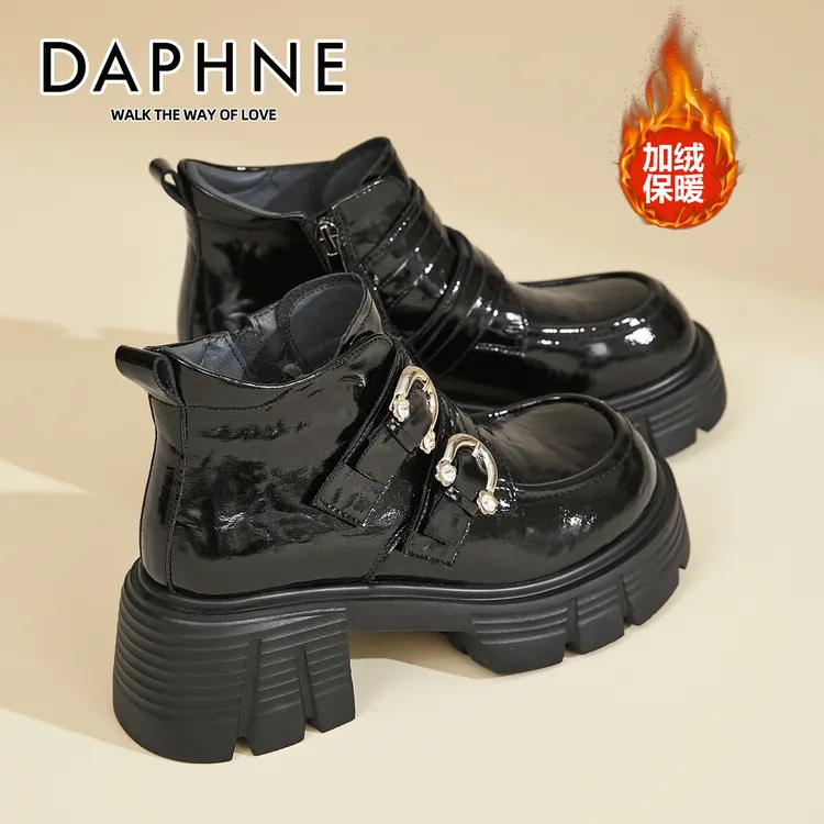 达芙妮学院风高帮乐福鞋2025冬季新款保暖英伦风魔术贴时尚小皮鞋