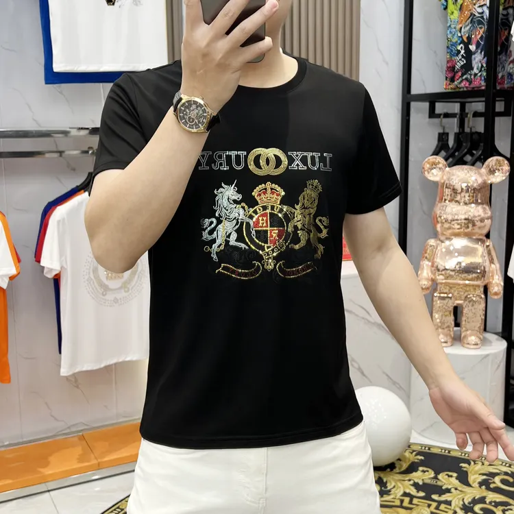 2025夏季新款男士短袖T恤时尚修身高品质百搭休闲个性圆领半袖t恤
