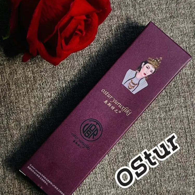 ostur 奥斯特儿浓密柔软而富有弹性的硅胶刷头魅力睫毛膏