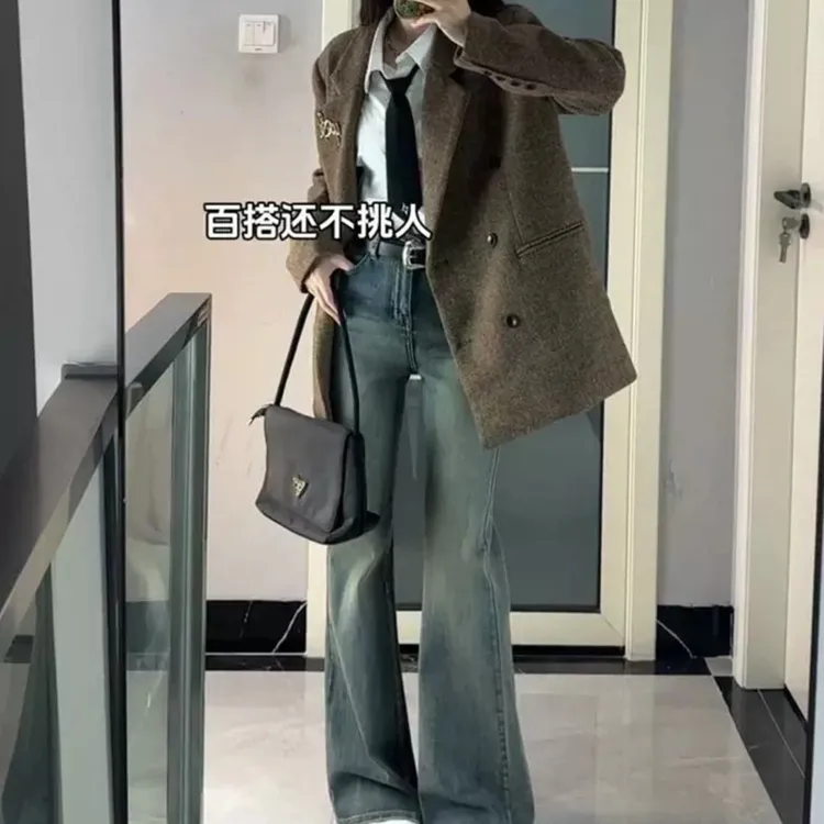 复古蓝微喇牛仔裤女秋季新款大码高腰修身显瘦弹力梨形身材喇叭裤