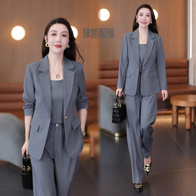 职业西装套装女春秋新款气质减龄酒店上班西服背心直筒裤三件套