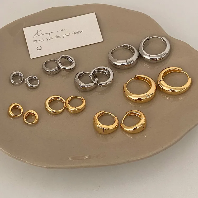 合金耳饰 简约素圈耳环2025爆款气质耳圈小众设计高级感冷淡风