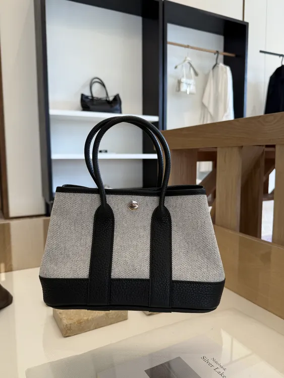 【花小园mini】Garden 进口原厂牛皮 进口蜡线 全钢五金  手提包