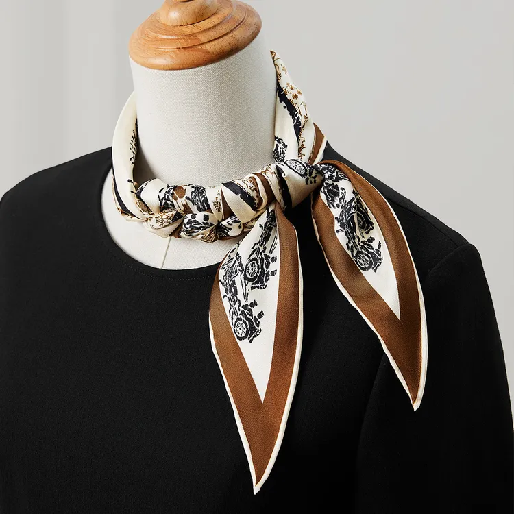 真丝丝巾斜纹绸三角巾高档100桑蚕丝女士斜角小领巾披肩礼盒装