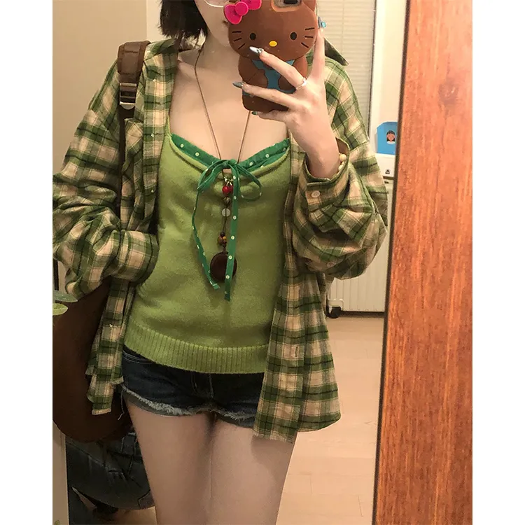 港风复古绿色长袖薄款衬衫女秋季2025新款多巴胺开衫情侣衬衣外套