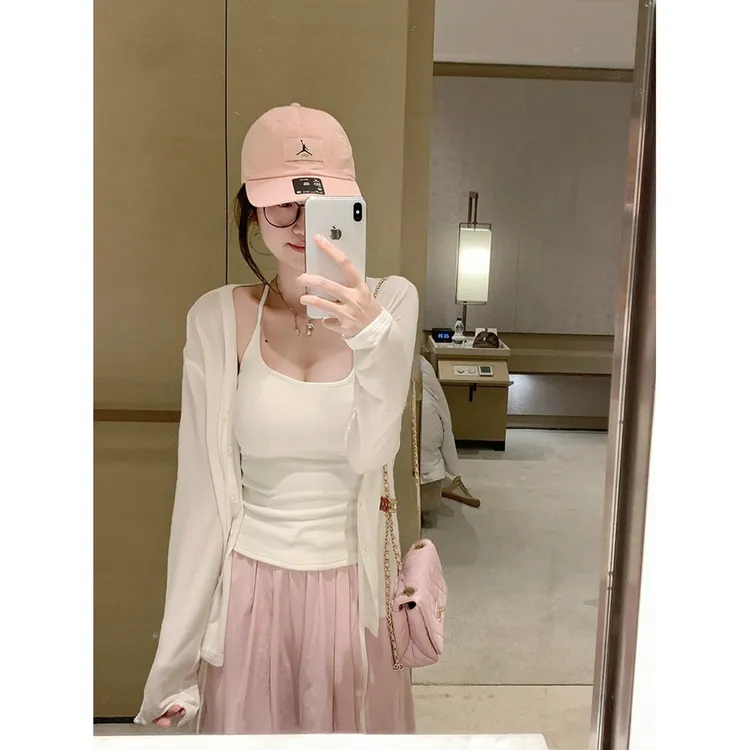 【万能公式】挂脖背心外穿带胸垫+休闲长裤+薄款针织开衫C 8839#