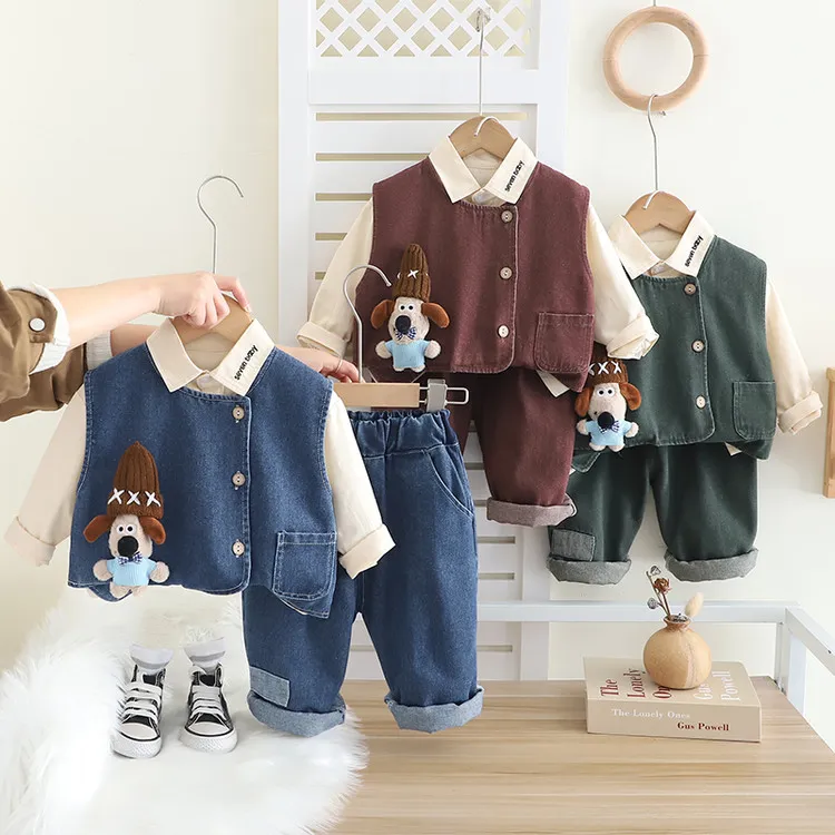 儿童新款小童中洋气宝宝工装狗狗婴儿三件套透气
