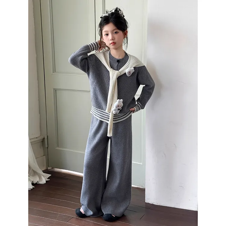 女童秋装巨好看套装2025新款儿童拉布布针织毛衣大童秋季洋气穿搭