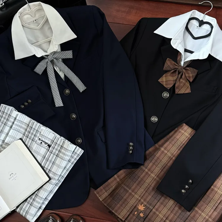 【樱花穗】高质感甜猫酱jk制服三粒扣浓绀色学院校供感秋冬西装