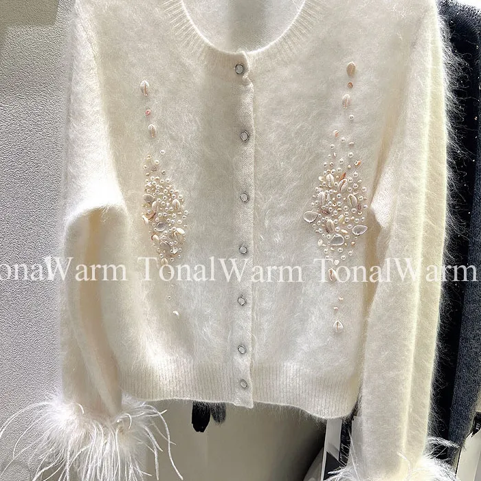 欧洲站2025秋季新款女圆领钉珠贝壳鸵鸟毛百搭小香风羊绒针织毛衣