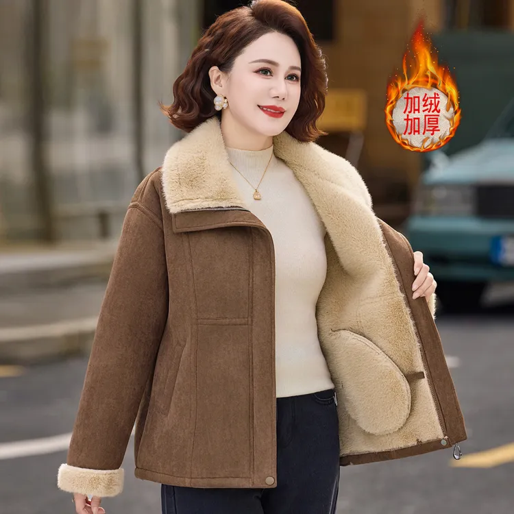 时尚妈妈冬装加绒加厚棉衣外套时尚中老年女装保暖仿皮毛一体棉袄