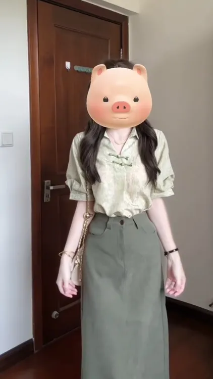 2025夏季复古气质减龄盘扣设计印花短袖衬衫上衣女高腰半身裙套装