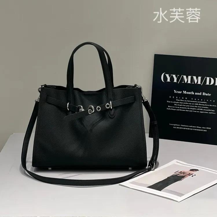 高级时尚包包，真皮质感拉满！手提单肩斜挎包，通勤百搭洋气实用！