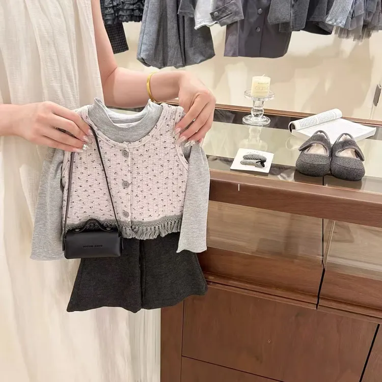 25女童套装秋季洋气时髦儿童秋装宝宝韩系三件套流苏吊带百搭打底