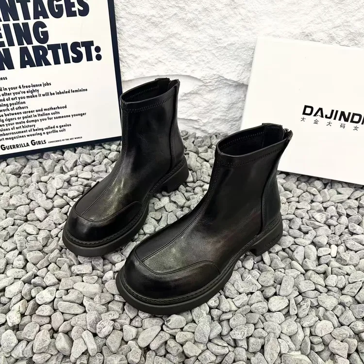 大金大码女鞋40-43英伦风百搭后拉链小短靴