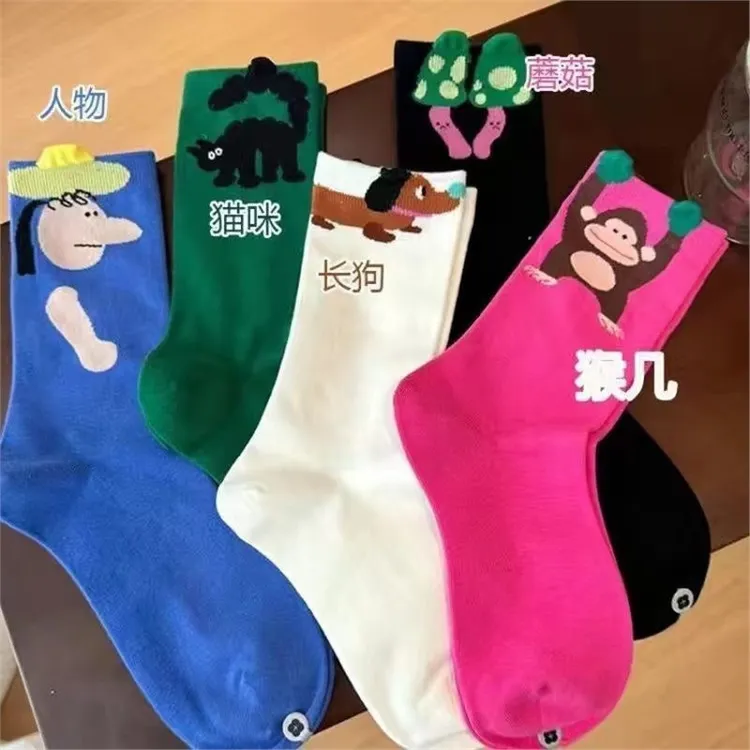 潮流插画新款袜子女ins百搭学生可爱中筒立体洋气吸汗设计运动
