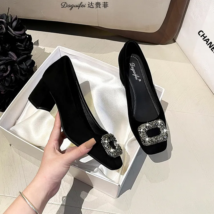 新款女浅口水钻高跟鞋方头粗跟高跟鞋软底气质法式百搭方扣单鞋