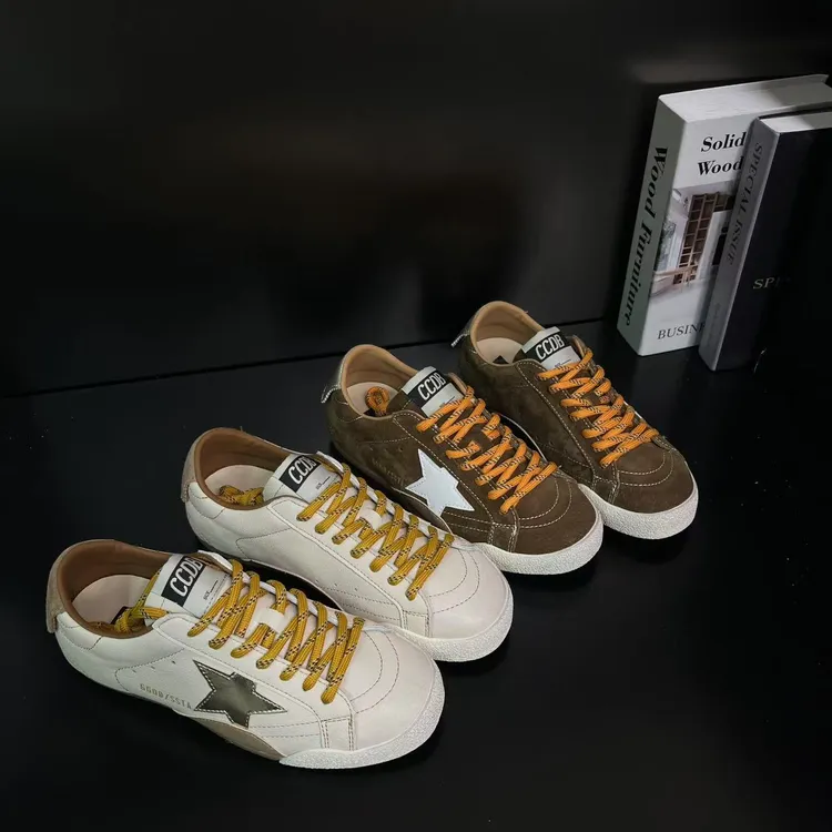 【午后海语】复古星星板鞋女2025新款圆头舒适百搭休闲鞋868-181