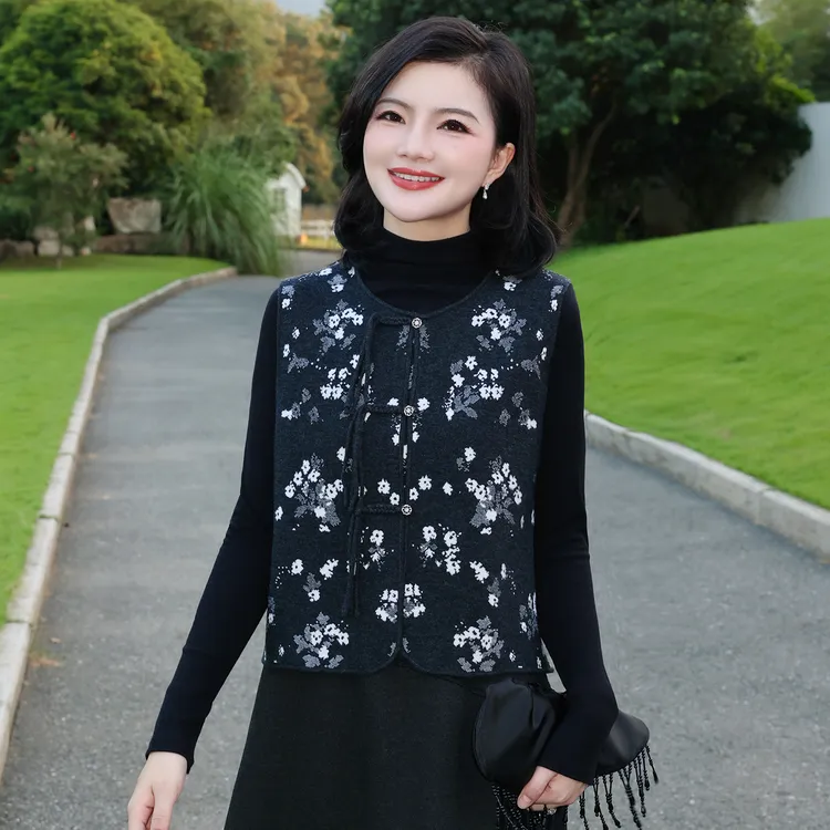 枫竺阿楠anan新中式全羊毛四平针盘扣提花国风马甲女秋冬叠穿外套