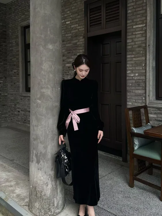 D113375F显瘦立领大摆连衣裙修身女装女士套头裙子